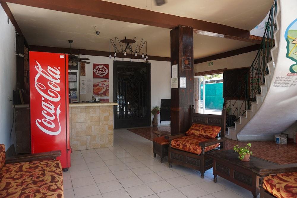 Hotel Real Azteca Chetumal Exterior foto