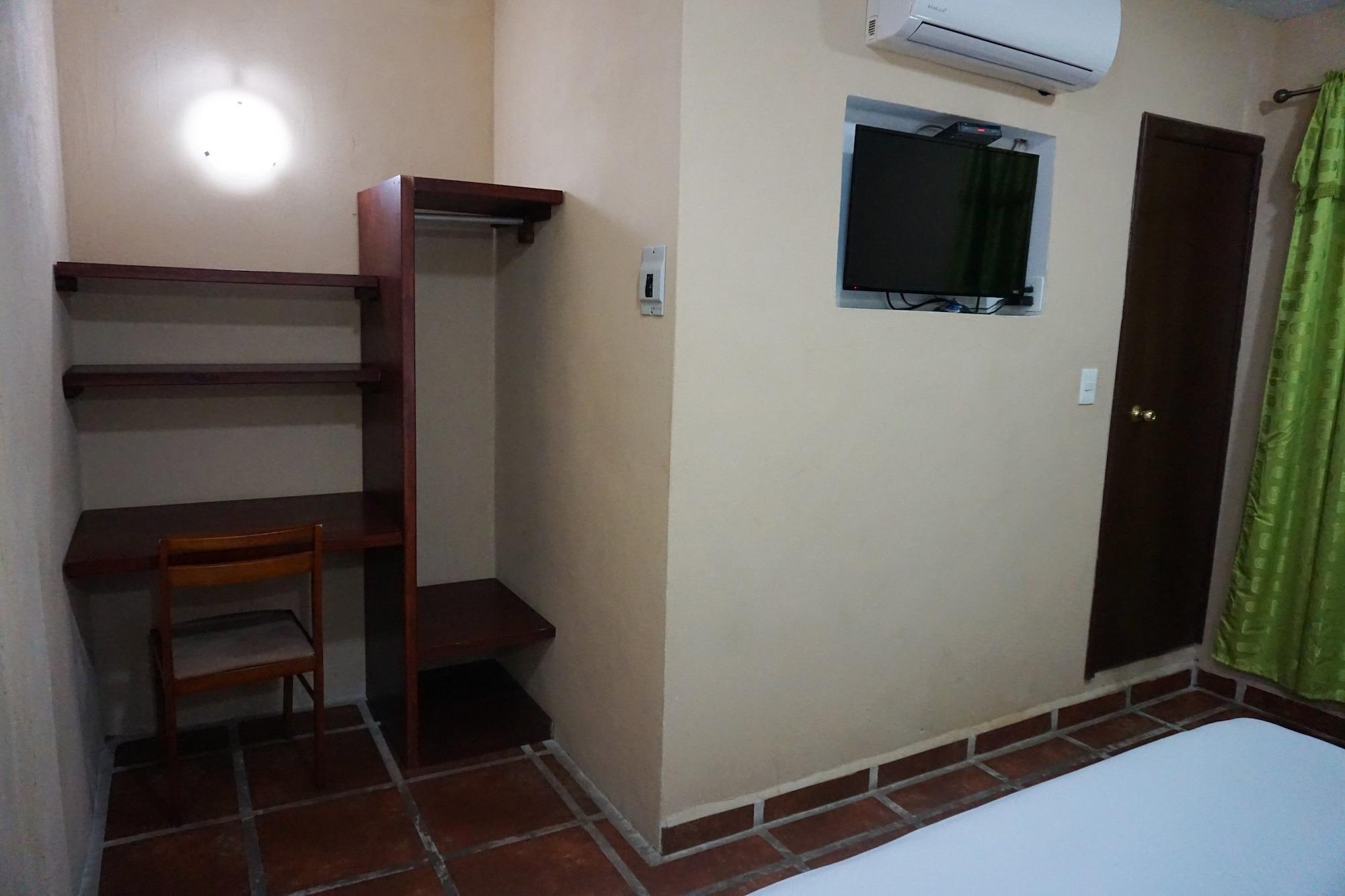 Hotel Real Azteca Chetumal Exterior foto
